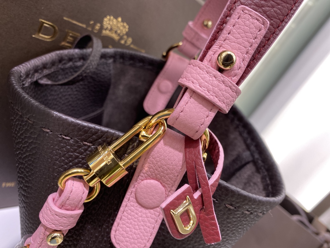 델보 팽 미니 버킷 크로스백